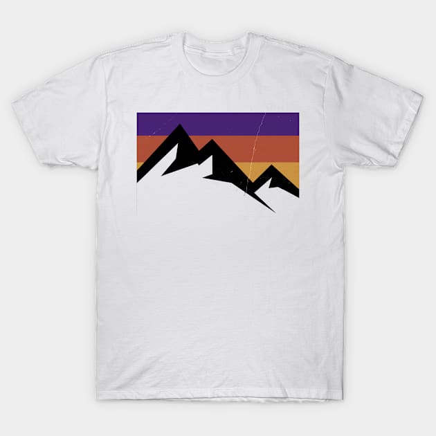 retro mountain sunset T-Shirt by pholange